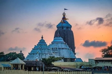 Attractions in Puri: Best Places to Visit in Puri City, Puri Mandir Timing and Places of Interest near Puri